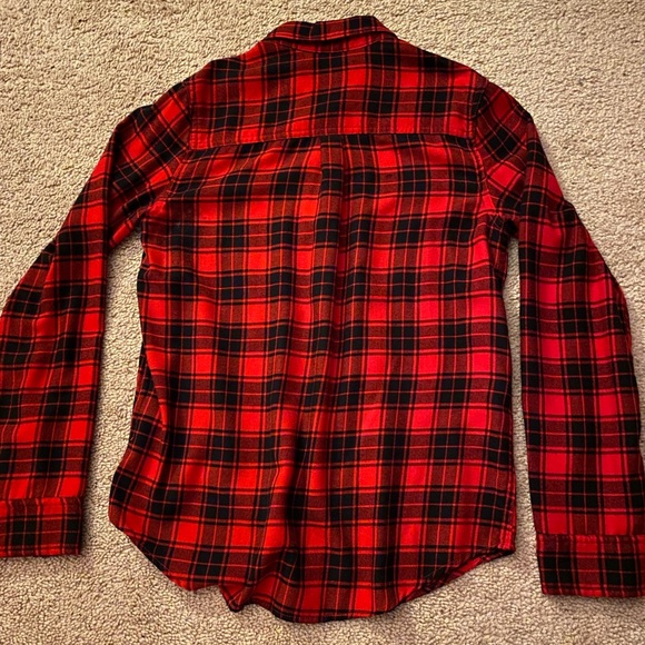 Abercrombie kids Red Plaid Long Sleeve Button Down Tee - Picture 2 of 4